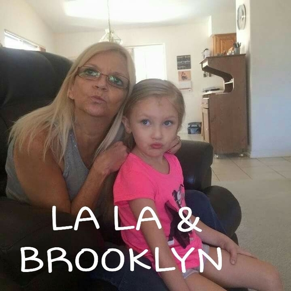 Meet your Posher, Denise - Picture 1 of 1